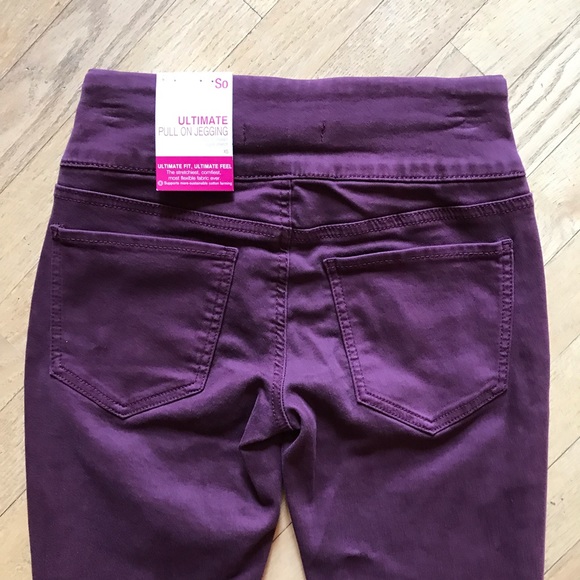 SO Jeggings NEW Womens XS Extra Small Maroon Super Stretch Skinny Mid Rise - Picture 11 of 12
